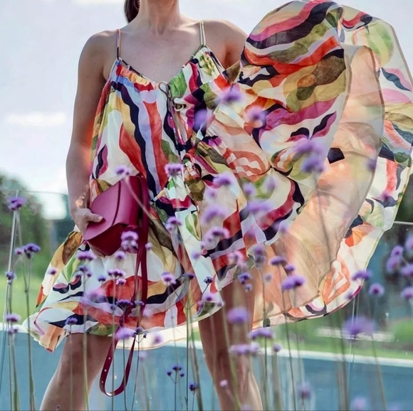 H&M Dresses & Skirts - H&M floral A-line Mini Dress multicolored BNWT